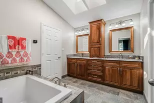 13104 Holly Leaf Ct, Woodbridge, VA 22192 - Photo 25