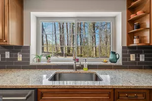 13104 Holly Leaf Ct, Woodbridge, VA 22192 - Photo 7