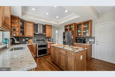 13104 Holly Leaf Court, Woodbridge, VA 22192 - Photo 9