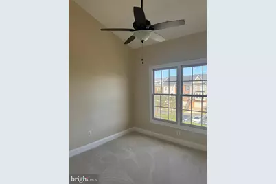 6920 Stanwick Square, Gainesville, VA 20155 - Photo 19