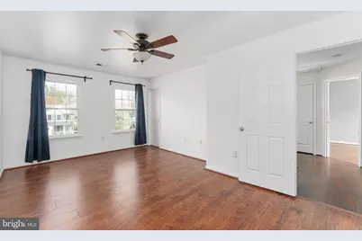 5568 Roundtree Drive, Woodbridge, VA 22193 - Photo 33