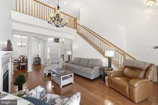 6828 Derby Run Way, Gainesville, VA 20155 - Photo 11