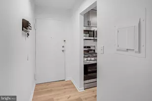 1521 Colonial Dr, Woodbridge, VA 22192 - Photo 5