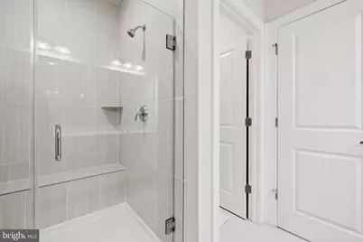 10572 Waterbury Woods Way, Manassas, VA 20112 - Photo 17