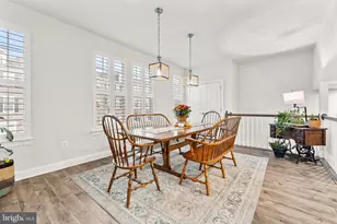 10572 Waterbury Woods Way, Manassas, VA 20112 - Photo 11