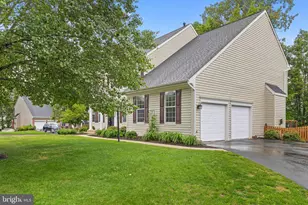 15566 Toddsbury Ln, Manassas, VA 20112 - Photo 5