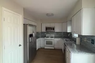 14471 Whisperwood Ct, Dumfries, VA 22025 - Photo 5