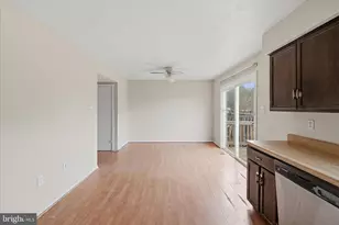 8230 Blue Ridge Ct, Manassas, VA 20109 - Photo 13