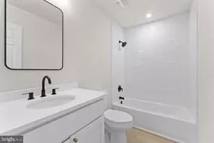 4612 Charlton Ct, Woodbridge, VA 22193 - Photo 19