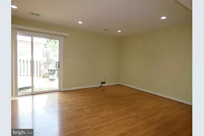 3495 Castle Hill Drive, Woodbridge, VA 22193 - Photo 7