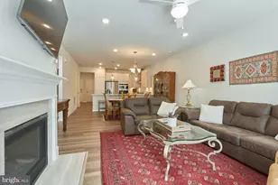 15563 Blue Lotus Ln, Haymarket, VA 20169 - Photo 7