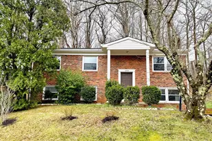 4959 Linsey Ct, Woodbridge, VA 22193 - Photo 1