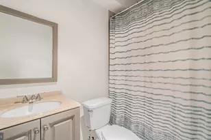 5664 Liberty Manor Cir, Woodbridge, VA 22193 - Photo 41