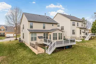 5664 Liberty Manor Cir, Woodbridge, VA 22193 - Photo 47