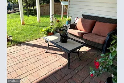 5681 Liberty Manor Circle, Woodbridge, VA 22193 - Photo 15