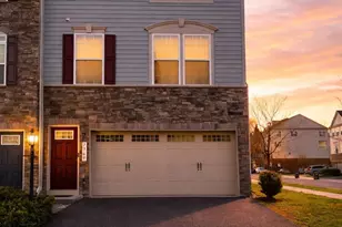 7769 Milton Cir, Gainesville, VA 20155 - Photo 1