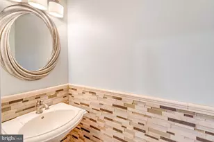 15385 Bevanwood Dr, Woodbridge, VA 22193 - Photo 23