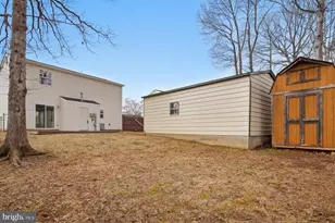 14367 Springbrook Ct, Woodbridge, VA 22193 - Photo 23