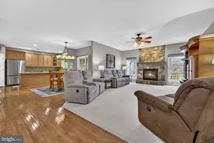 9813 Nugget Ct, Bristow, VA 20136 - Photo 29