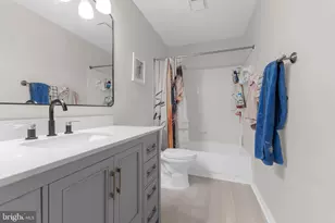 15728 Beau Ridge Dr, Woodbridge, VA 22193 - Photo 29