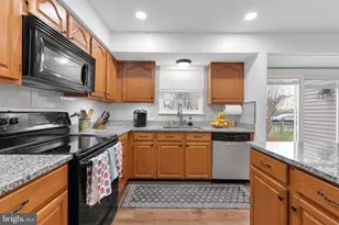 15728 Beau Ridge Dr, Woodbridge, VA 22193 - Photo 13