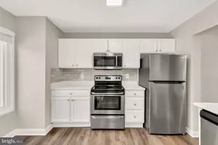 2810 Cambridge Dr, Woodbridge, VA 22192 - Photo 13