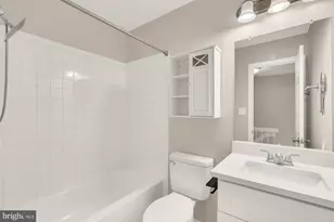 2810 Cambridge Dr, Woodbridge, VA 22192 - Photo 29