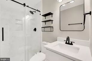 2810 Cambridge Dr, Woodbridge, VA 22192 - Photo 23