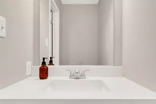 2810 Cambridge Dr, Woodbridge, VA 22192 - Photo 17