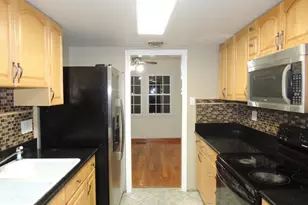 2915 Pheasant Ln, Woodbridge, VA 22191 - Photo 3