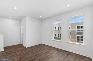 17990 Alicia Ave, Dumfries, VA 22026 - Photo 7