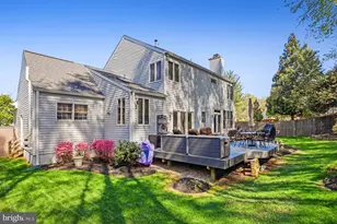 3937 Leaf Lawn Ln, Woodbridge, VA 22192 - Photo 47