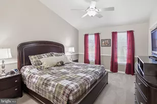 3937 Leaf Lawn Ln, Woodbridge, VA 22192 - Photo 21