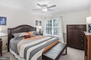 3937 Leaf Lawn Ln, Woodbridge, VA 22192 - Photo 29