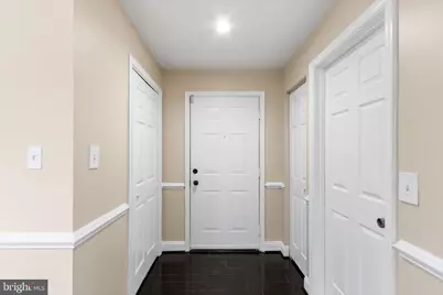 1031 Gardenview Loop #201, Woodbridge, VA 22191 - Photo 5