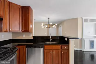 1031 Gardenview Loop, Woodbridge, VA 22191 - Photo 11