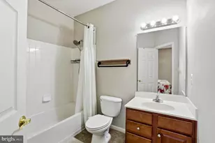 12503 Maiden Creek Ct, Bristow, VA 20136 - Photo 23