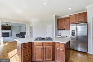 12503 Maiden Creek Ct, Bristow, VA 20136 - Photo 13