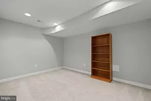 15330 Bronco Way, Woodbridge, VA 22193 - Photo 3