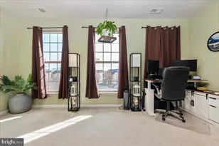 7828 Cedar Branch Drive, Gainesville, VA 20155 - Photo 5