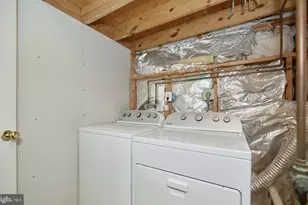 8300 Wallace Ln, Manassas, VA 20109 - Photo 39