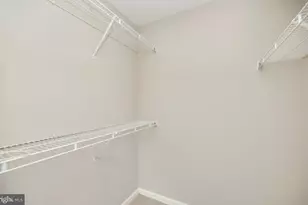 8300 Wallace Ln, Manassas, VA 20109 - Photo 25