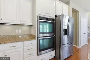 8970 Fenestra Pl, Gainesville, VA 20155 - Photo 17