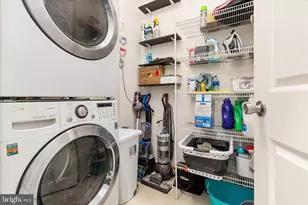 2464 Eastbourne Dr, Woodbridge, VA 22191 - Photo 35