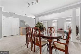 2464 Eastbourne Dr, Woodbridge, VA 22191 - Photo 11