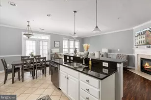 2464 Eastbourne Dr, Woodbridge, VA 22191 - Photo 21