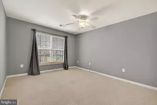 8166 Tenbrook Dr, Gainesville, VA 20155 - Photo 13