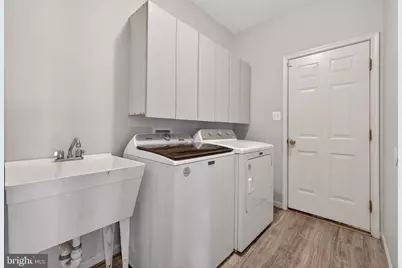 8166 Tenbrook Drive, Gainesville, VA 20155 - Photo 35