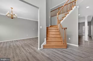 8166 Tenbrook Dr, Gainesville, VA 20155 - Photo 25