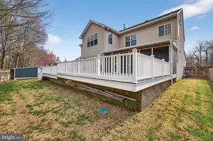 8166 Tenbrook Dr, Gainesville, VA 20155 - Photo 3